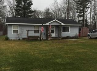 240 S Webber St, Farwell, MI 48622