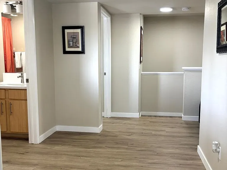 de Tolosa Ranch Apartments — Photo 88