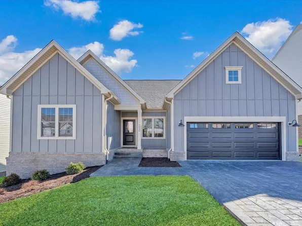 7039 Parkway View Trl, Roanoke, VA 24018