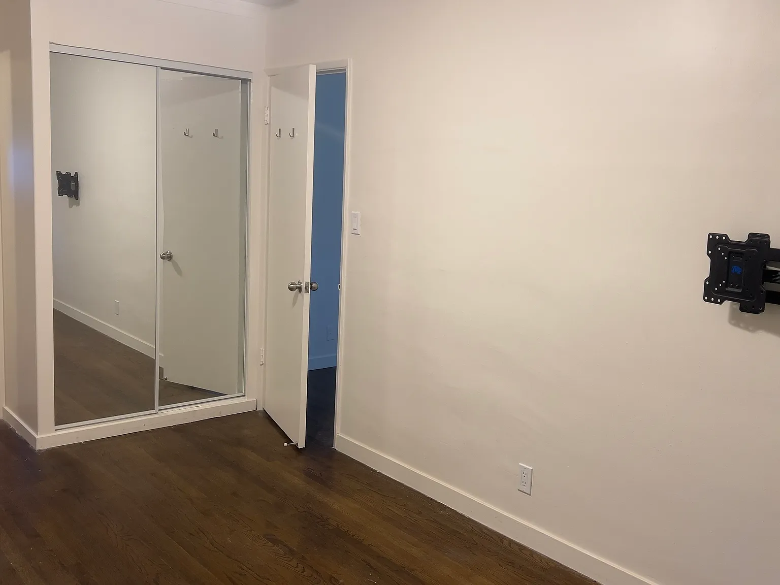 1 bed, 540 sqft, $2,450 — Photo 2