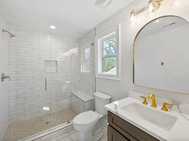 1329 Condon St — Photo 16