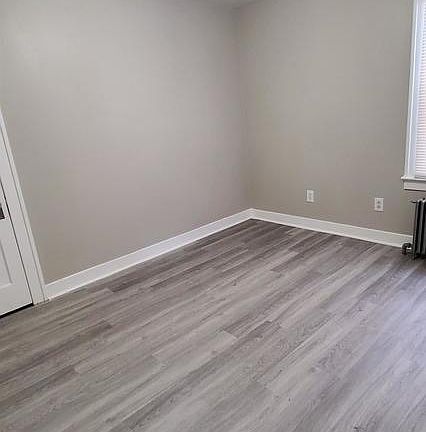 3rd image of 17404 Wildwood St