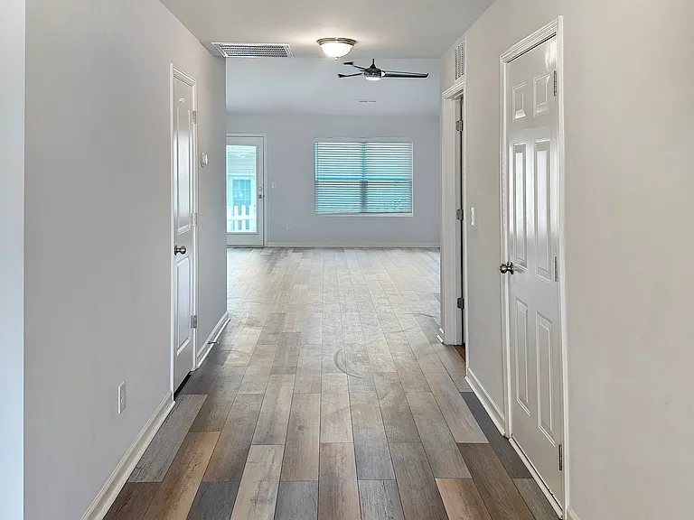 1019 Gold Cir — Photo 6