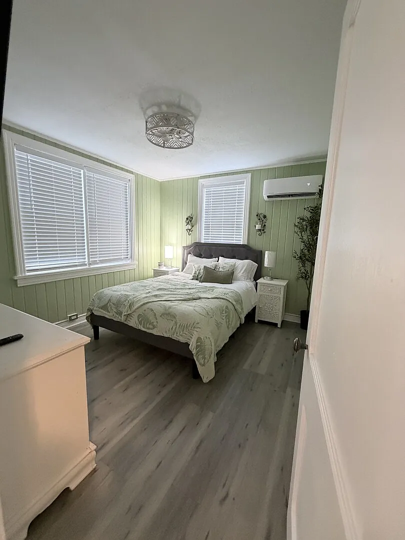 Cozy Cottage — Photo 2