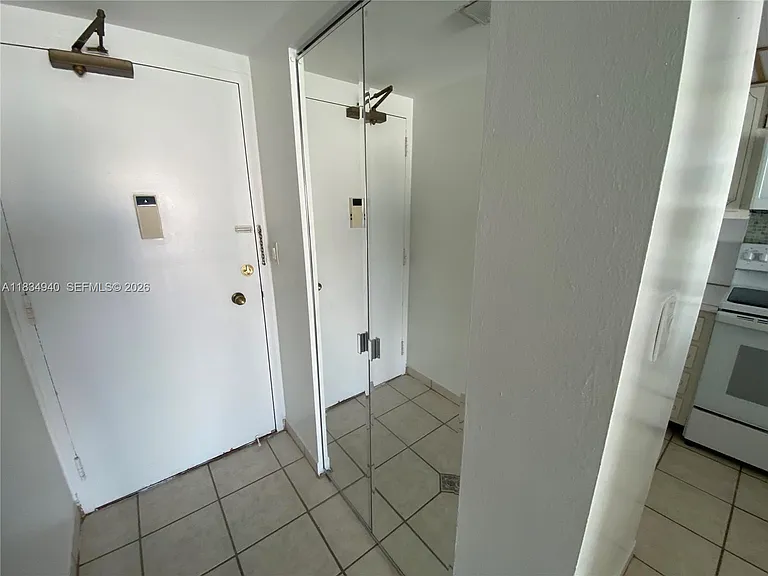 1965 S Ocean Dr #10L — Photo 23