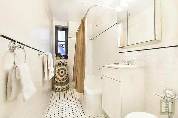 Rented by Halstead Real Estate | media 16