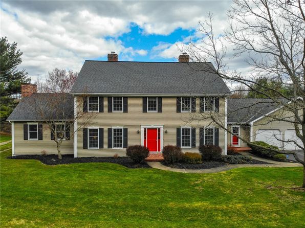 14 Greenridge Dr, Painted Post, NY 14870