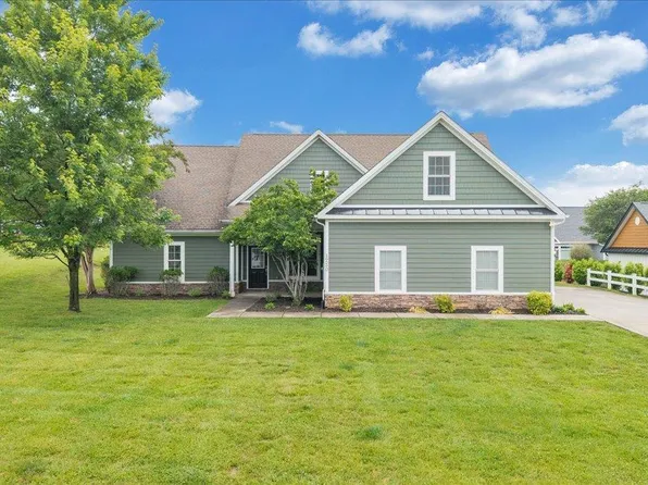 1250 Our Cove Rd, Huddleston, VA 24104