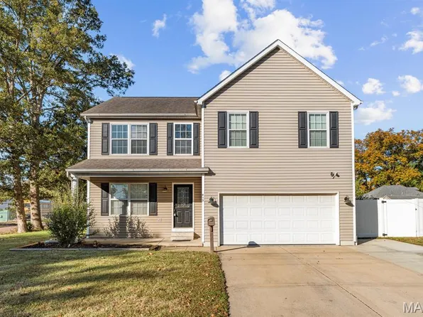 413 S Lebanon St, Mascoutah, IL 62258