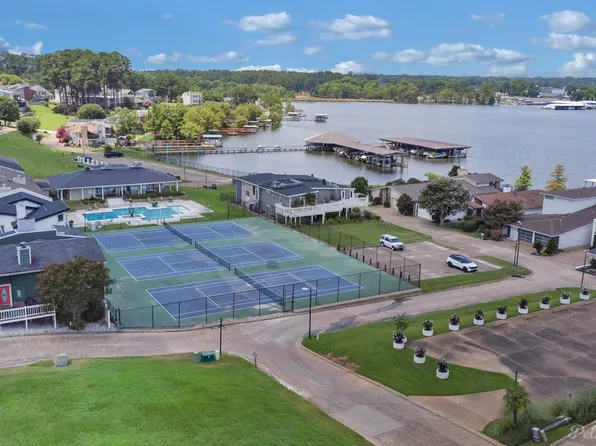 1700 Harbor Dr, Shreveport, LA 71119