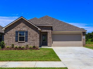266 Crowne Parc Dr, Opelousas, LA 70570