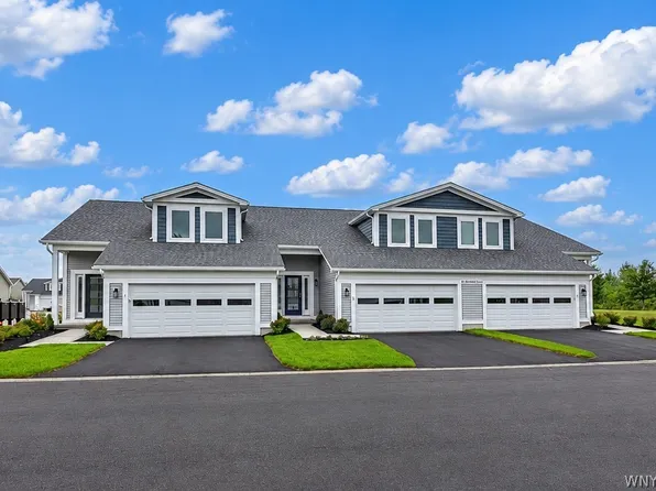 20 Cloverleaf Ct #1, Cheektowaga, NY 14043