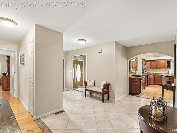 4th image of 17567 Merryweather St