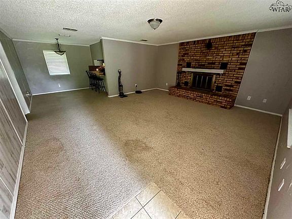 4th image of 1209 N Park St