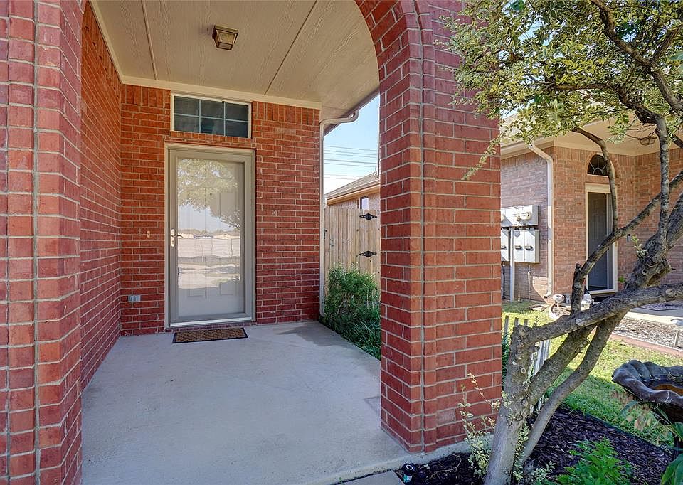 1718 Poinsettia Blvd, Denton, TX 76208 Zillow