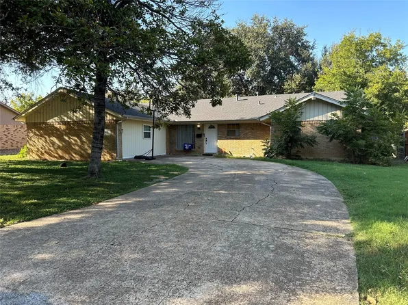 1410 Roman Rd, Grand Prairie, TX 75050