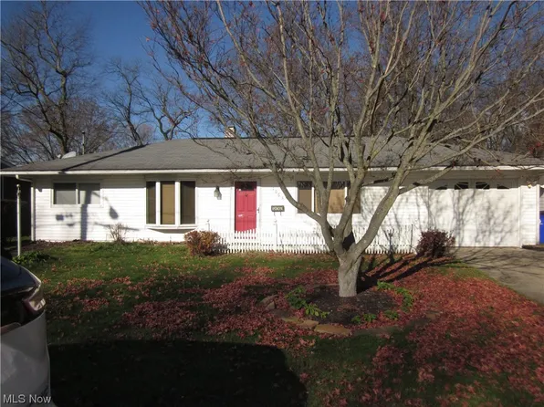 1064 Williams Ave, Ravenna, OH 44266