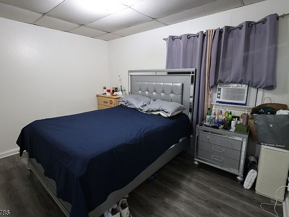 3rd image of 202 Atlantic St