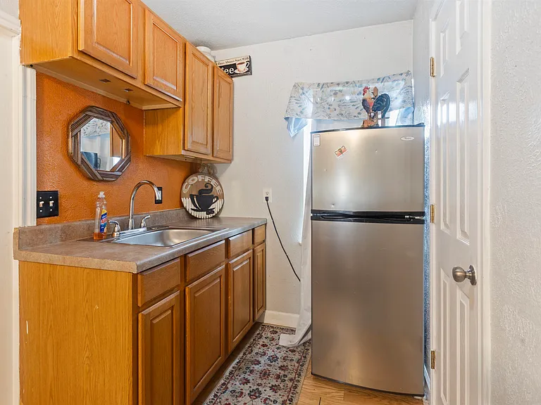 1710 Speedway Ave — Photo 5