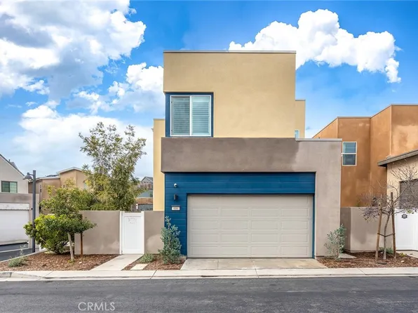 446 Chorus, Irvine, CA 92618