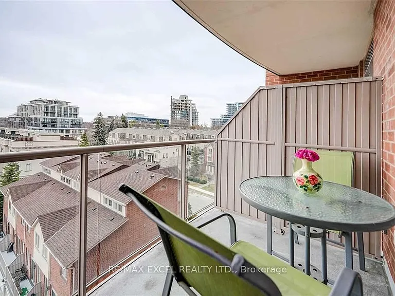2 Clairtrell Rd #801 — Photo 15