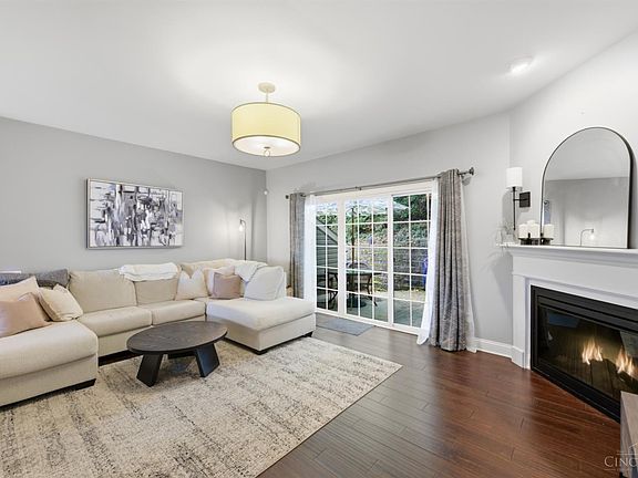 5th image of 5322 Reserve Cir