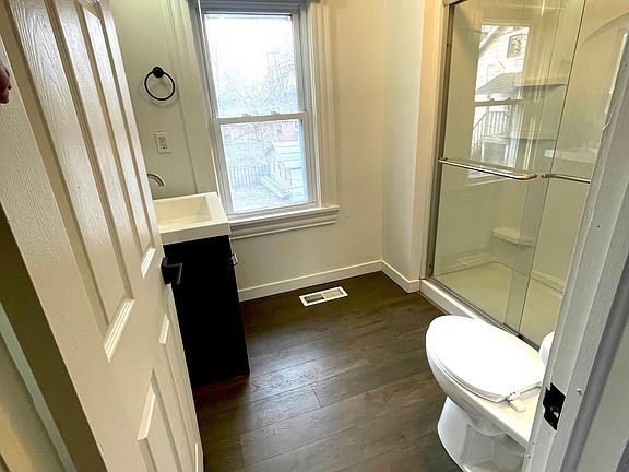 5th image of 5211 Franklin Blvd #5211