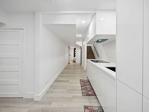 5th image of 43 Swordfish Dr #Basement