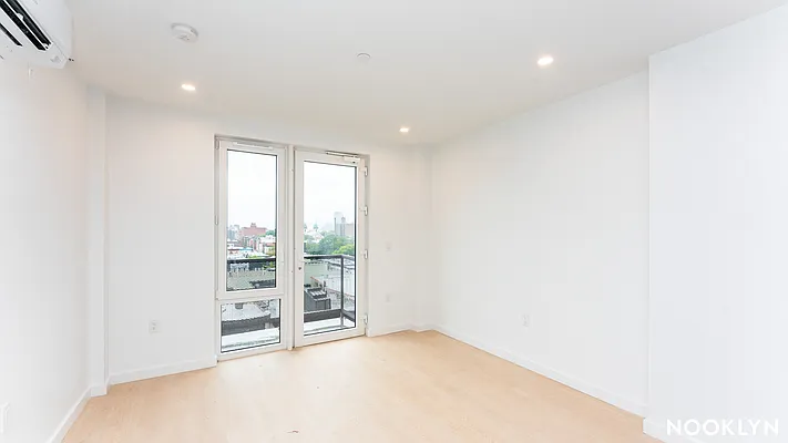 Rented by Nooklyn NYC LLC | media 34