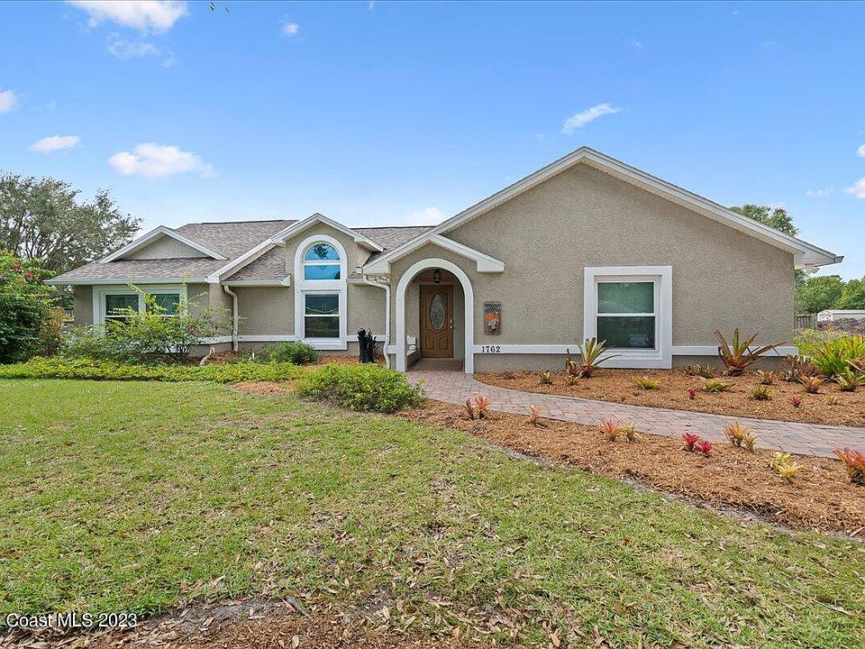 1st image of 1762 Plantation Cir SE