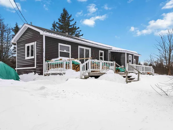 116 Comeau Rd, Meteghan River, NS B0W 2L0