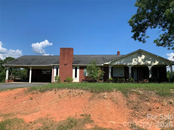 111 McGill Rd, Smyrna, SC 29743