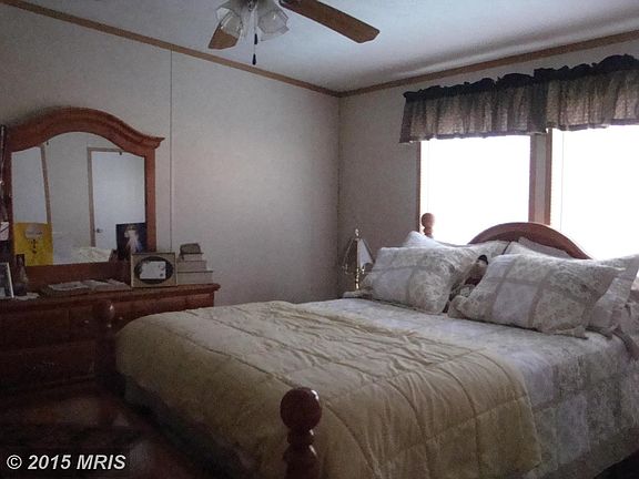 Bedroom (Master)