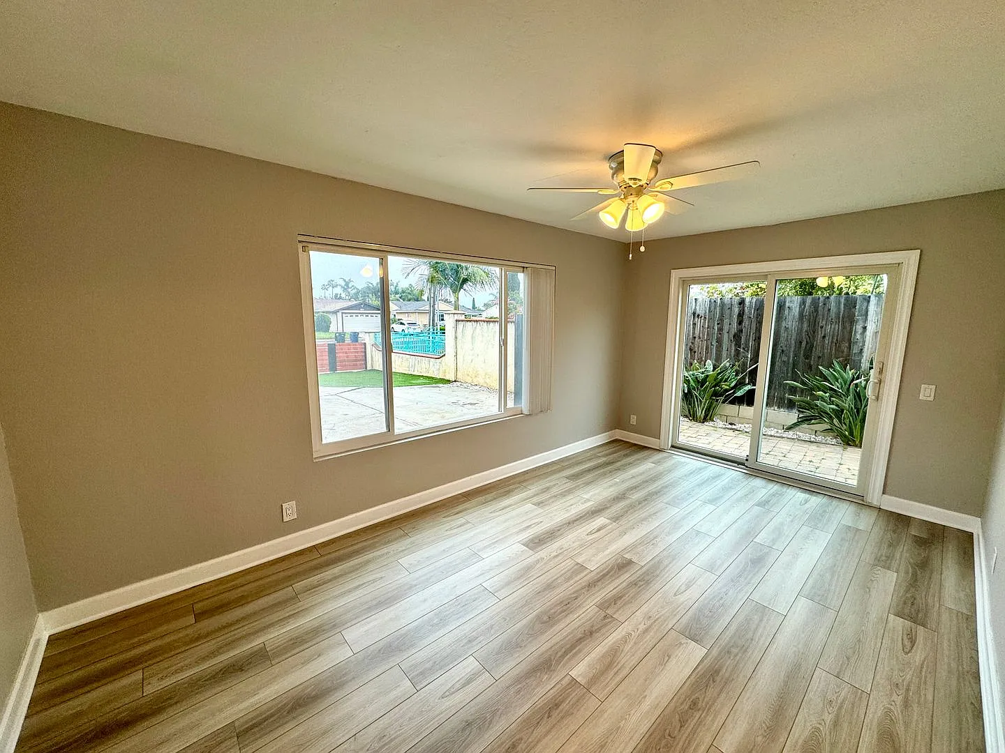 Sd: 3bd/2ba Home In Escondido W/ Private Pool, Gazebo & 2-Car Garage! — Photo 3