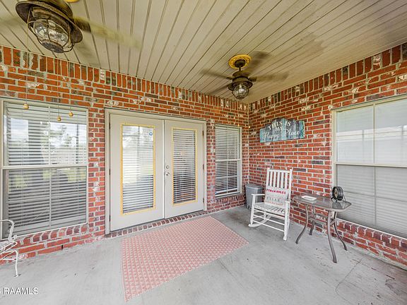 5th image of 301 Westpointe Cir