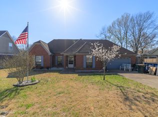 5397 Peach Trail Dr, Southaven, MS 38671