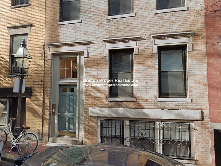 41 Anderson St #11 — Photo 2