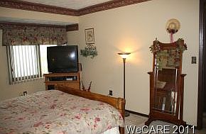 3rd image of 36 Greentree Cir