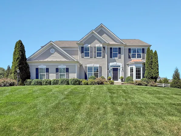 41324 Wilton Dr, Leesburg, VA 20175