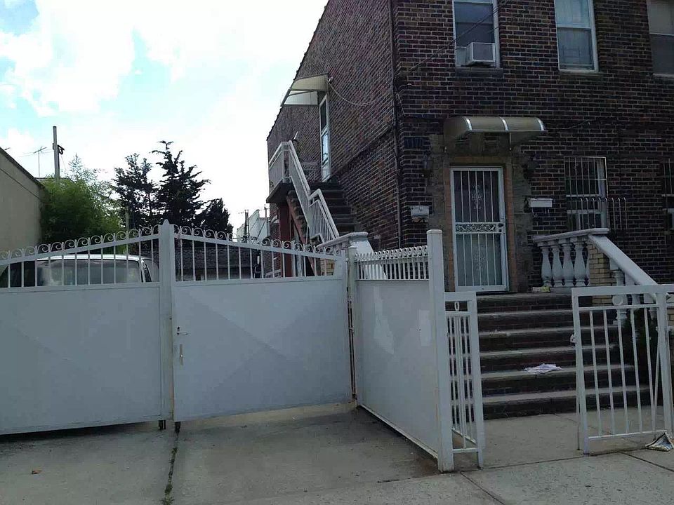 1st image of 1170 66th St