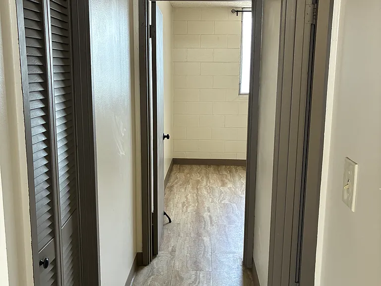 2921 Winam Ave #204 — Photo 9