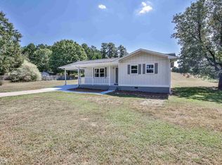 395 E Wright St, Winder, GA 30680