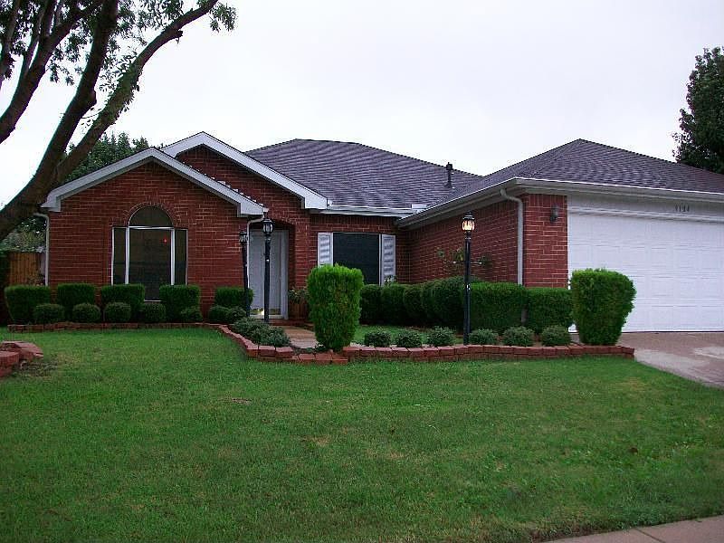 1st image of 5104 Eastcreek Dr