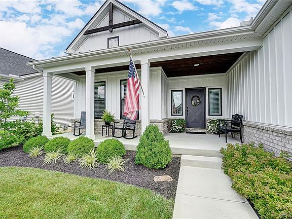 3rd image of 9954 Rothschild Ct