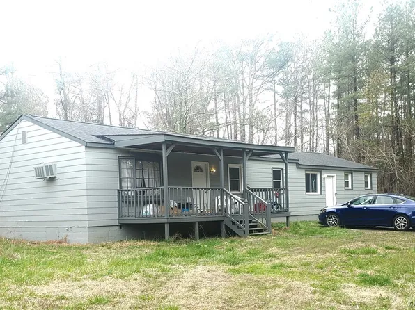 27617 Flank Rd, North Dinwiddie, VA 23805