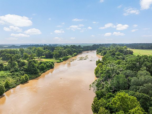 2nd image of 360 Johnson Rd