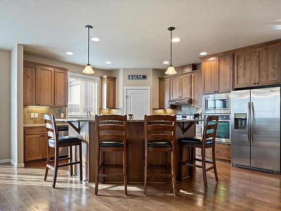 4th image of 1210 Fairway Dr NE #1