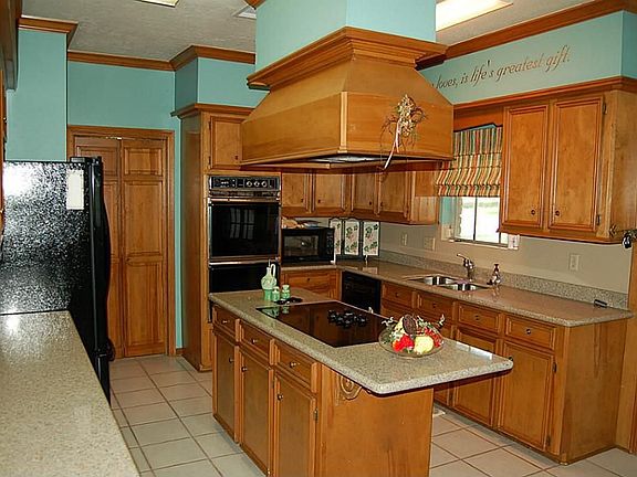 5th image of 1606 Hoveden Dr