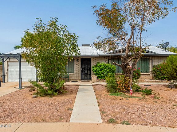 4th image of 1007 N WESTFALL Circle