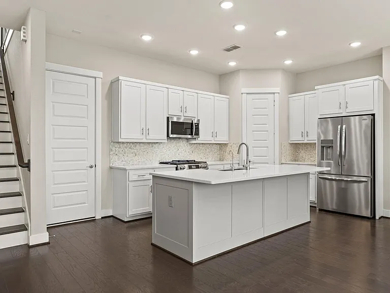 10972 Hewitt Cliff Ln — Photo 5